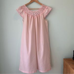 Vintage Beautiful Cotton Pale Pink Nightgown Lace Embroidery S/M